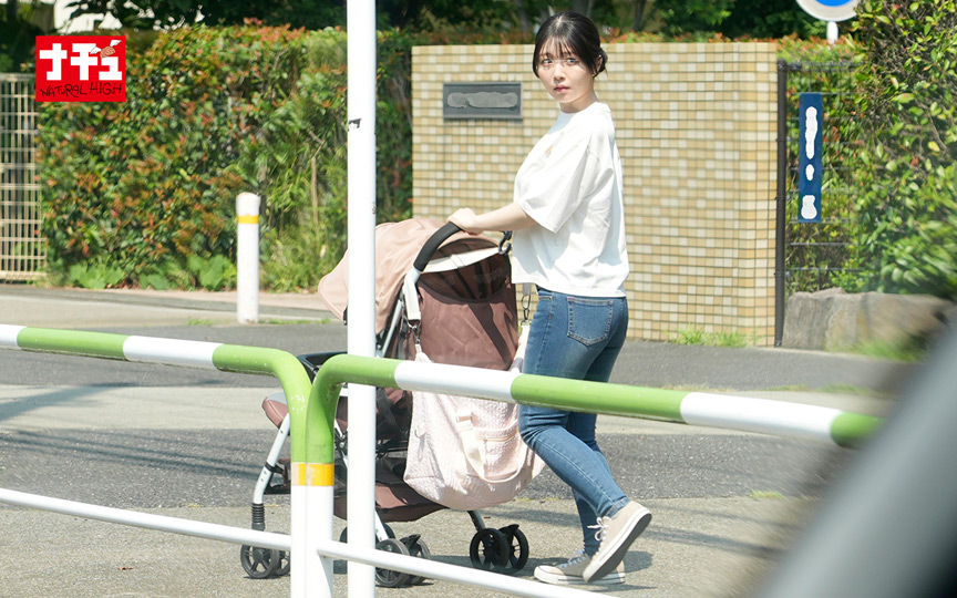 「【素人妻】色白Gカップ美女が恥ずかしめプレイで理性崩壊!激しいピストンに耐えられず…【巨乳人妻】」のサムネイル