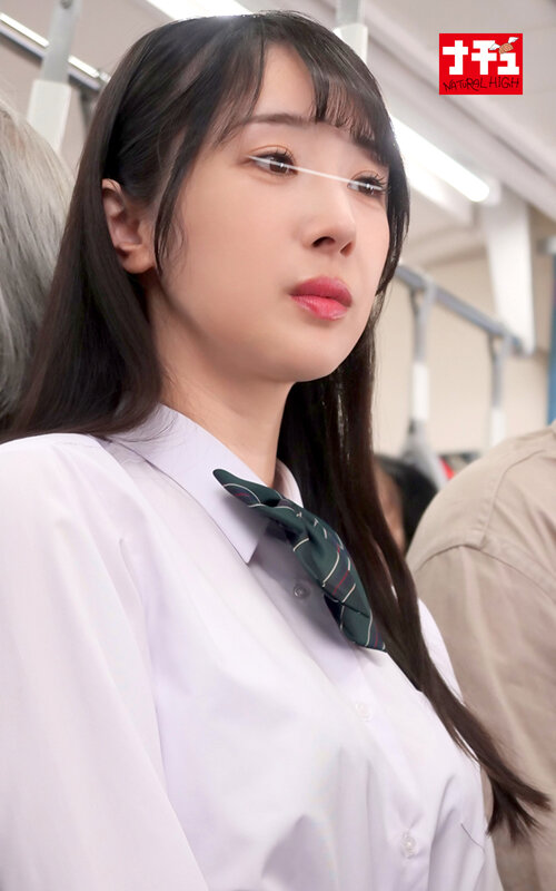 「スレンダー巨乳女子校生が3P・4Pで乱れる羞恥電車プレイ｜過激な集団責めに悶える長身美少女」のサンプル画像2枚目