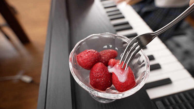 「精子混食育児「私は1〇年間お父さんの精子で育ててもらいました…お父さん、ありがとう」」のサンプル画像2枚目