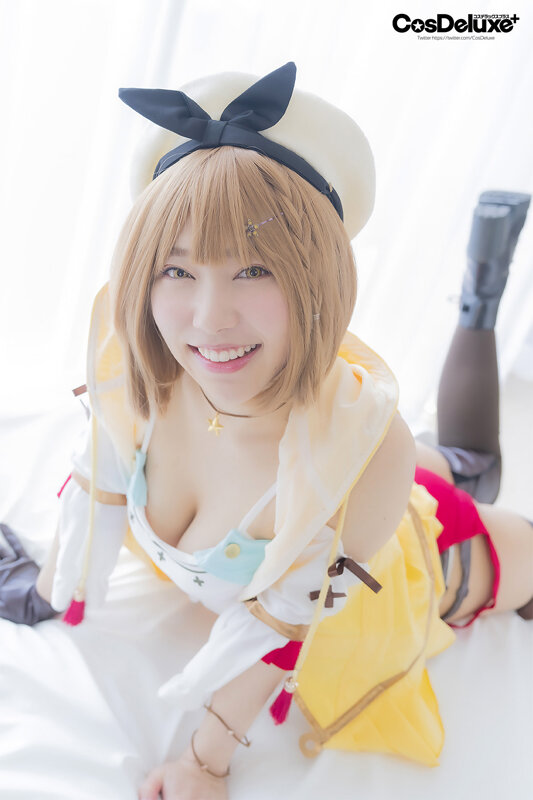 「さつき芽衣のコスプレ痴女プレイ!巨乳美少女が騎乗位&パイズリで中出しご奉仕」のサンプル画像18枚目