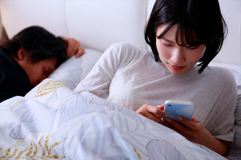 「宮城りえの巨乳が魅力的なカップル作品『dead end』濃厚ラブシーン満載」のサンプル画像5枚目