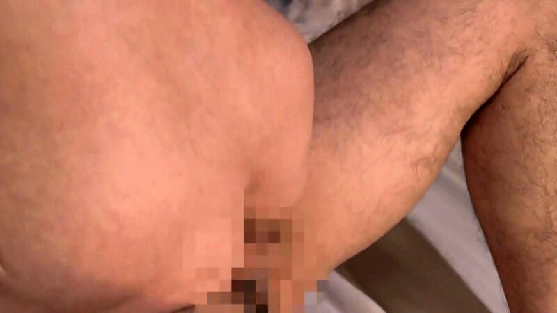 「【磯山恵子】スレンダー熟女が中出し騎乗位で乱れる濃密セックス｜フェラ・バックも収録」のサンプル画像16枚目