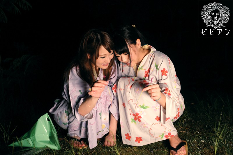 「浜崎真緒×工藤美紗が浴衣姿でレズキス！巨乳美女のレズビアン温泉旅行」のサンプル画像8枚目