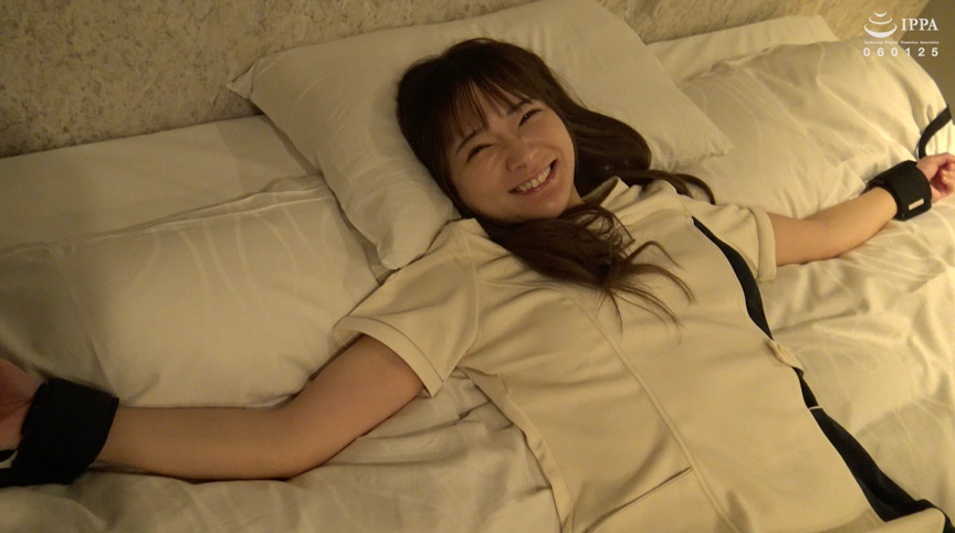 「【一条みお】大の字拘束くすぐり責め体験!敏感ボディが悶絶するフェチ動画【くすぐりプレイ】」のサムネイル