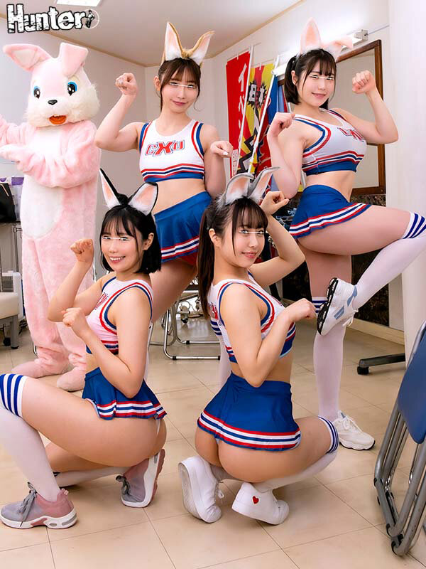 「お姉さんチアガールと着ぐるみバイトで遭遇!生着替えから中出し3P・4Pに発展する職業色々エロ動画」のサムネイル