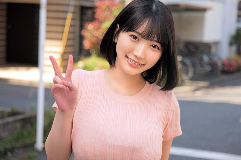 「【素人女子大生】スレンダー巨乳美少女をナンパして生中出し！ウブなハニカミ娘りむ・ちはる編」のサムネイル