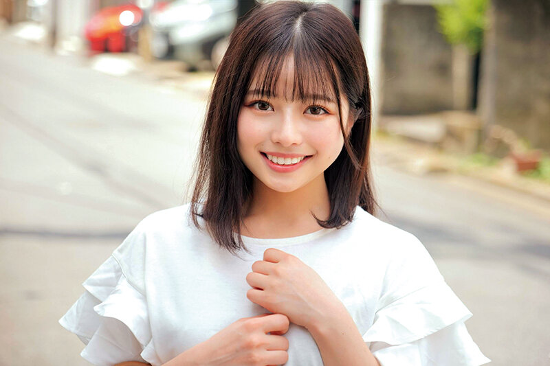 「【素人女子大生】スレンダー巨乳美少女をナンパして生中出し!ウブなハニカミ娘りむ・ちはる編」のサンプル画像2枚目