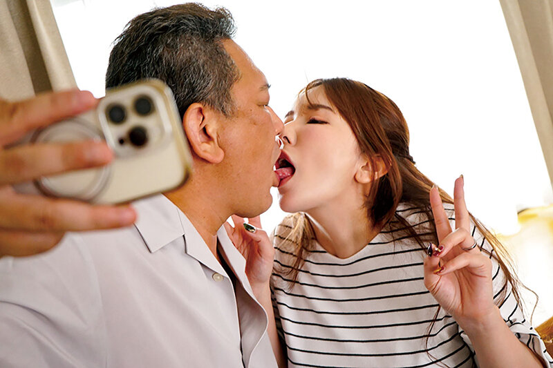 「波多野結衣が巨根で寝取られる不倫NTR作品｜巨乳人妻が旦那の留守中に悶える」のサンプル画像4枚目