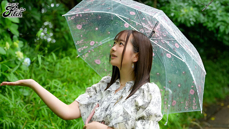 「綾瀬ことね Hcup巨乳元グラビアアイドルが3P・4Pやパイズリで魅せるAVデビュー作」のサンプル画像12枚目