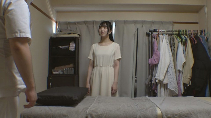 「永野鈴のオイルマッサージで感じすぎて中出し懇願!興奮エステ体験【素人企画】」のサムネイル