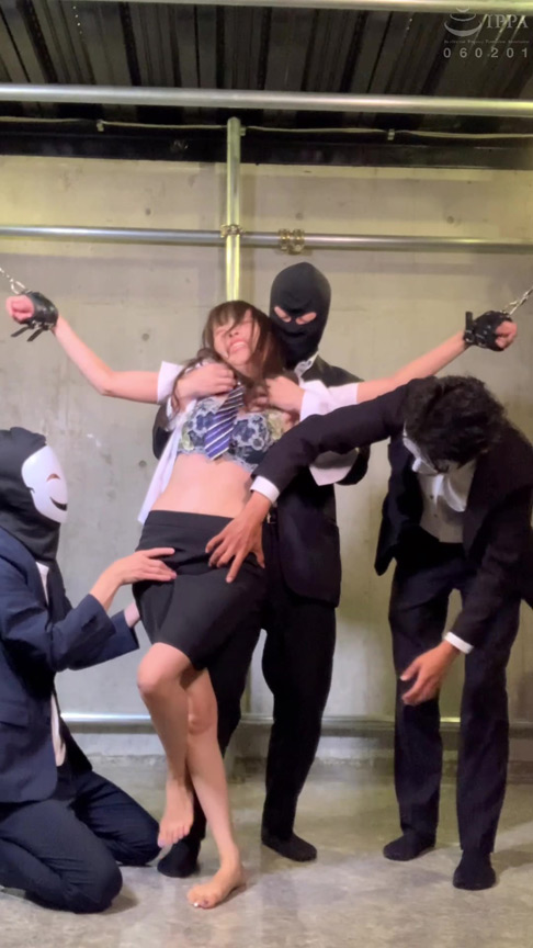 「真木今日子のくすぐりプレイ動画｜TICKLE PRODUCTION THRILLで悶絶する姿が話題」のサンプル画像3枚目