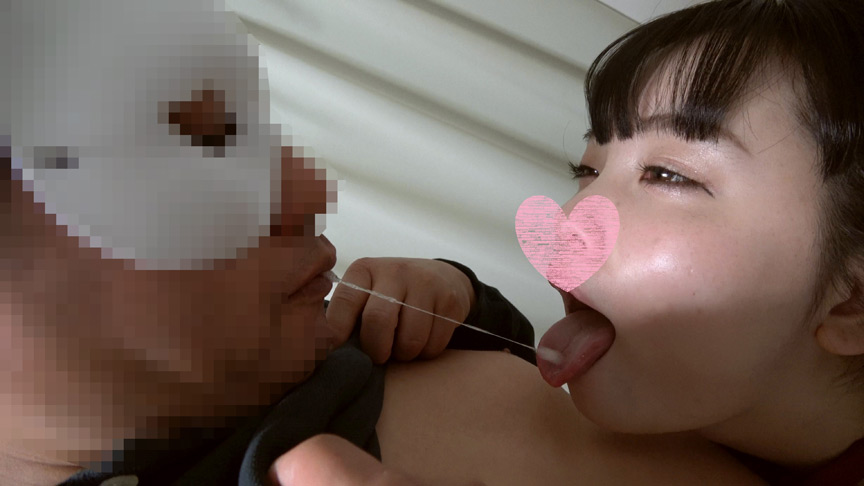 「【素人】美少女が中年男性たちに恥ずかしめられる6P乱交で連続中出しされる濃厚プレイ」のサンプル画像5枚目