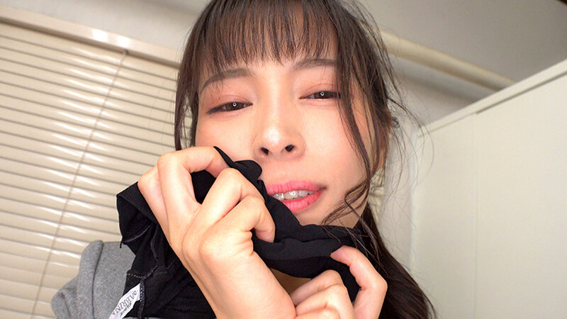 「藤川乃風・本真ゆり他 美脚OL痴女の誘惑パンスト足コキ＆フェラ責め 巨尻フェチ必見」のサンプル画像12枚目