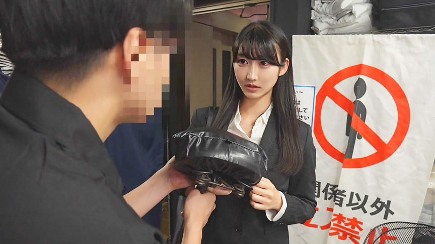 「雪代美鳳 素人OLのサドル悪戯から始まる濃厚3Pプレイ デカ尻美女との禁断体験」のサンプル画像2枚目