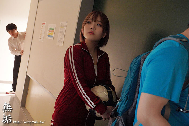 「白橋りほがNTR作品で魅せる巨乳幼なじみの制服姿に興奮必至！寝取られ好き必見」のサンプル画像7枚目