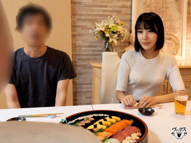 「梅田みなみ×中出し｜スレンダー人妻が後輩との偽装恋人から本気に…熟女の禁断愛」のサンプル画像6枚目