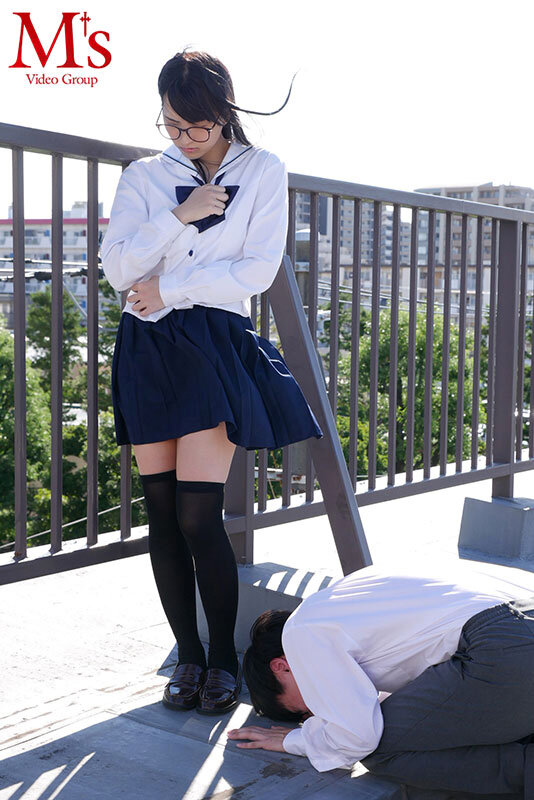 「根尾あかり 美少女JKに中出し＆イラマチオ！無気力女子校生との濃厚プレイ」のサンプル画像2枚目