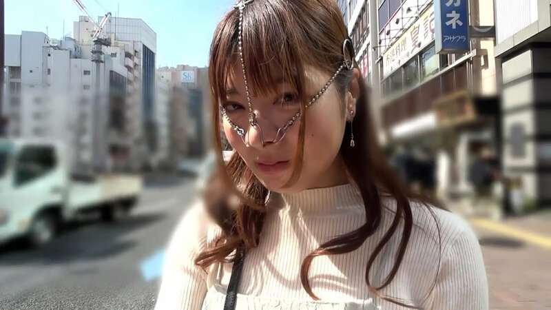 「M女お姉さん水川潤が羞恥プレイに挑戦！ぶっかけ・野外露出・3Pで魅せる究極の従順美女」のサンプル画像6枚目