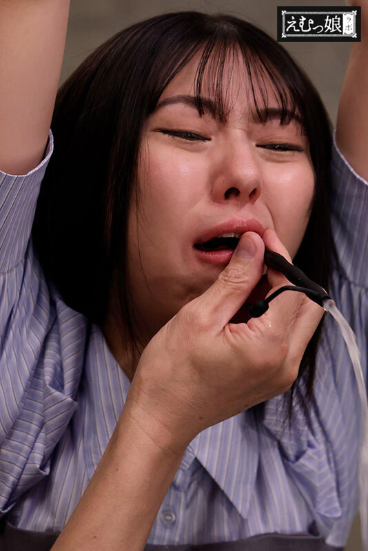 「スレンダー女子大生しゅうかのSM調教体験 M女が挑む本格イラマチオプレイ」のサンプル画像7枚目