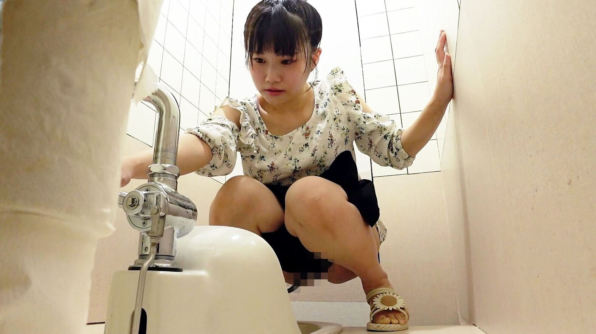 「おまん〇ぐっちょり放尿オナニー ＃5」のサンプル画像3枚目