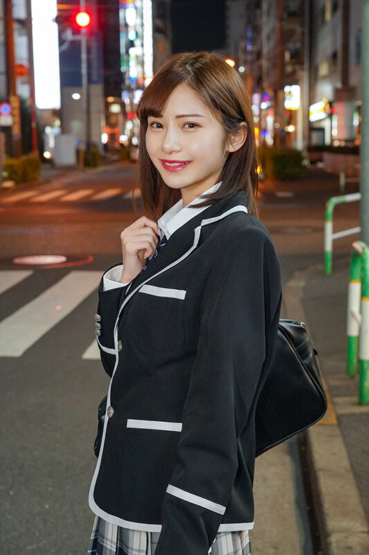 「街行く女子○校生限定!‘π1cm10万円’の極太ディルドチャレンジ!「こんなぶっといの入らないよぉ……照」とまたがった黒人よりデカいディルドにキツキツオメコをメリメリ開口され発情腰ふりが止まらない!未体験のデカチンで子宮口を刺激された性欲娘にデカマラを見せつ…」のサンプル画像15枚目