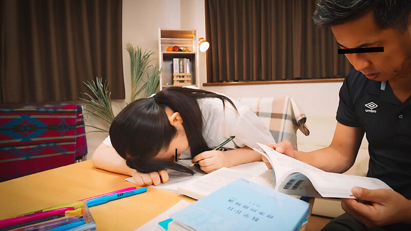 「【パイパン美乳】家庭教師が教え子に中出し＆潮吹きさせる禁断の寝取り映像」のサンプル画像13枚目