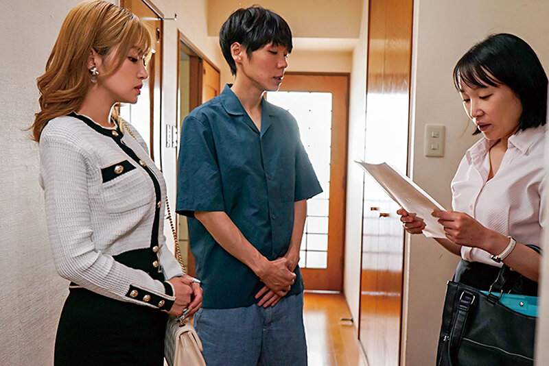 「椿りか 巨乳人妻がデカチン同級生に寝取られ中出し不倫 セレブ妻のNTR堕ち」のサンプル画像3枚目