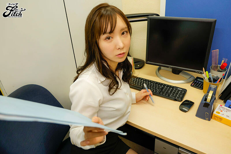 「海老咲あお 巨乳痴女が濃厚フェラ＆中出しで魅せる！人気同人作家コラボ実写版」のサンプル画像8枚目