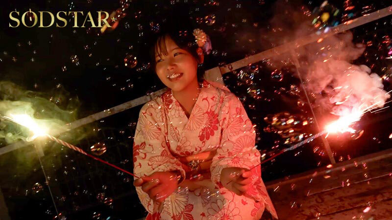 「柴崎はる 汗だくハメ撮りセックス｜クンニ・フェラ・騎乗位で魅せる真夏の濃厚ドキュメント」のサンプル画像17枚目