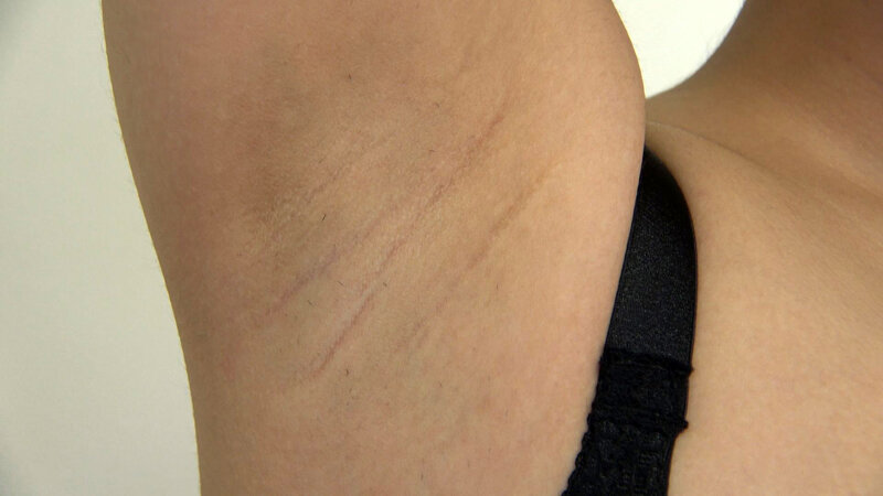 「【素人巨乳】恥じらい全裸ヘアヌードコレクション30人！脱衣シーン羞恥プレイ5時間収録」のサンプル画像10枚目