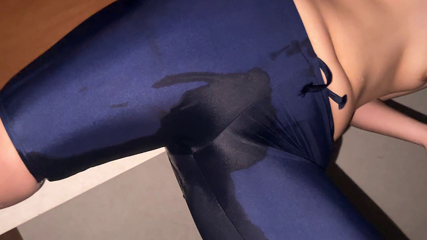 「河合陽菜のツルペタ貧乳フェチ動画｜AAAカップ美少女が男水着に挑戦する過激映像」のサンプル画像6枚目