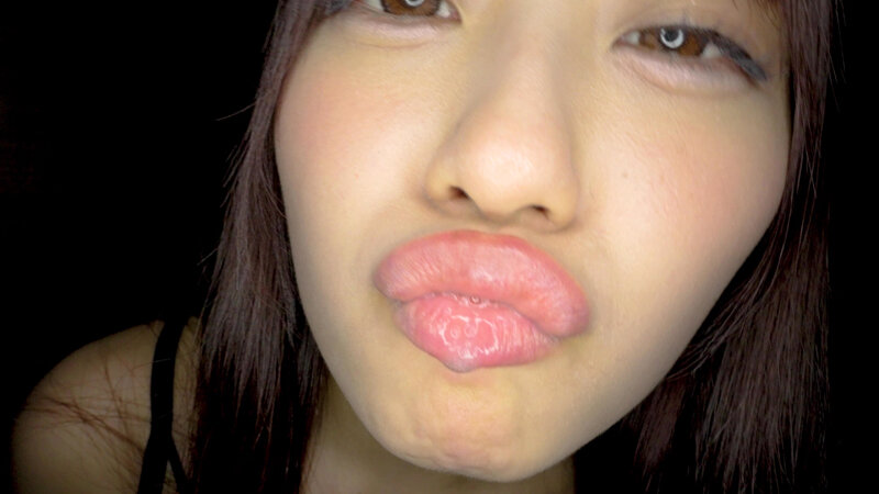 「【笠木いちか】美人お姉さん素人が魅せる濃厚唾液プレイ＆鼻舐め個人撮影動画」のサンプル画像5枚目