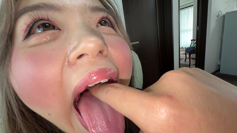 「【菊池はる】素人お姉さんをナンパ！初体験の恥じらいが可愛い個人撮影動画」のサンプル画像14枚目