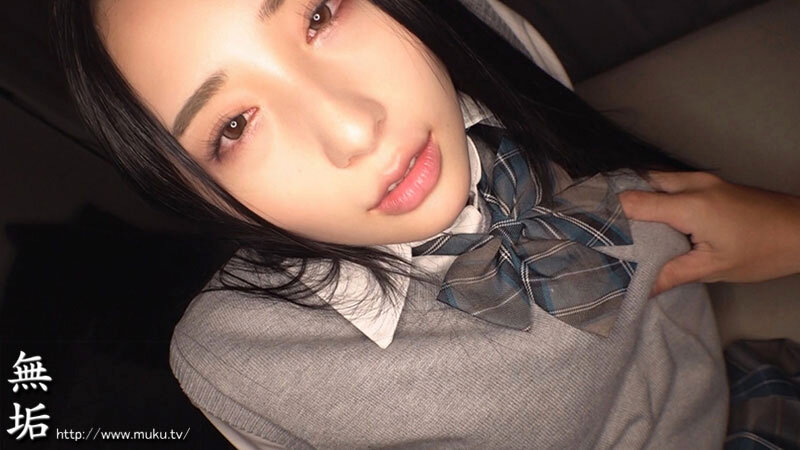 「北野未奈が制服コスプレで羞恥プレイ！女子校生姿で3P中出しに恥じらう濃密セックス」のサンプル画像4枚目