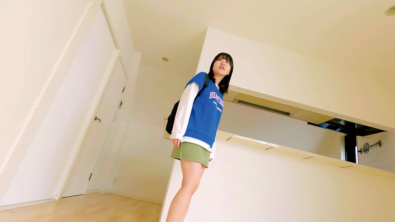 「えみさんの美乳が揺れる中出しプレイ｜巨乳美少女との濃密な時間を堪能」のサムネイル