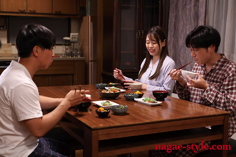 「滝川すみれ 巨乳人妻が禁断の関係に溺れる濃厚セックス｜美人妻の背徳プレイ」のサンプル画像9枚目