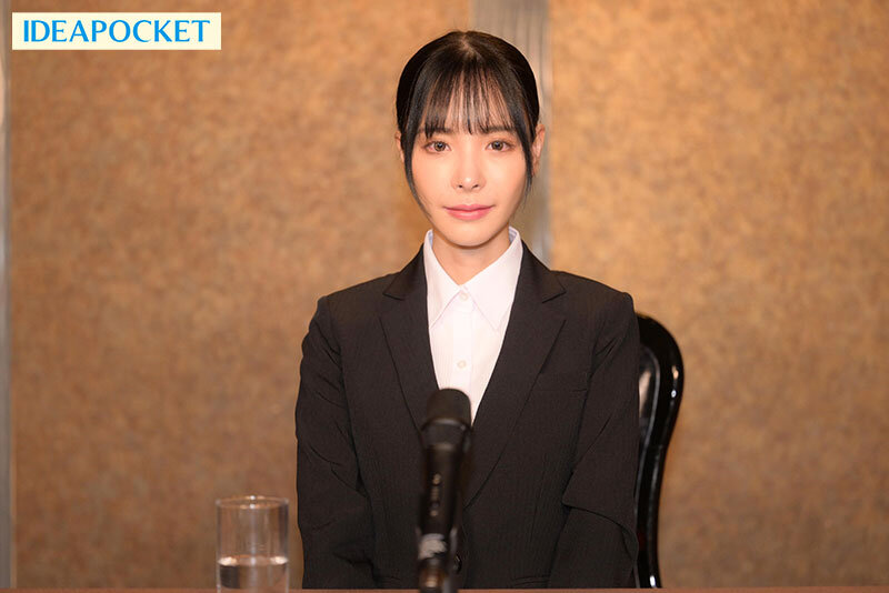 「桃乃木かな 美少女アイドルが屈辱のフェラ奉仕 中年男たちに服従する辱めプレイ」のサムネイル