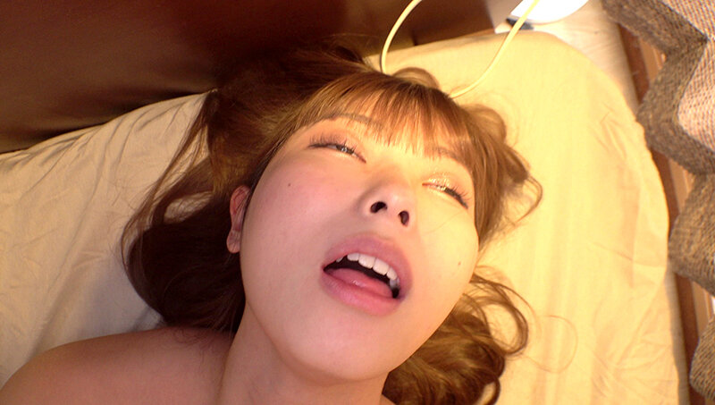 「【逢沢みゆ】巨乳素人美女とハメ撮り中出しセックス！媚薬で感度MAX濃厚プレイ」のサンプル画像14枚目