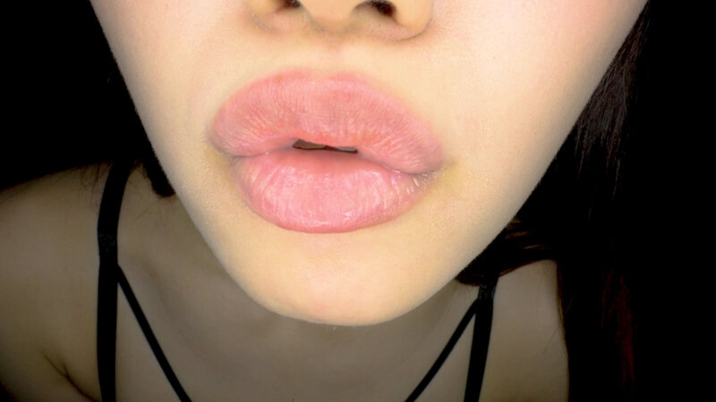 「笠木いちか 口内観察＆指しゃぶり動画｜素人お姉さんの開口器プレイが話題【個人撮影】」のサンプル画像5枚目