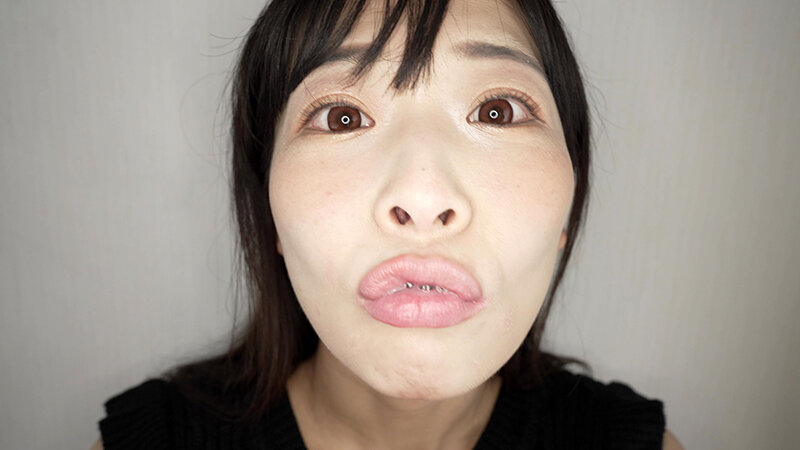 「【原美織】素人お姉さんをナンパ！唾液たっぷり口臭チェックで密着個人撮影」のサンプル画像7枚目