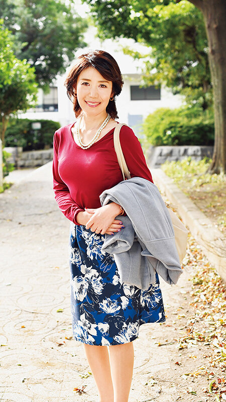 「還暦熟女の濃厚プレイ集｜巨乳人妻が魅せるバイブオナニー・3P中出し240分」のサンプル画像17枚目