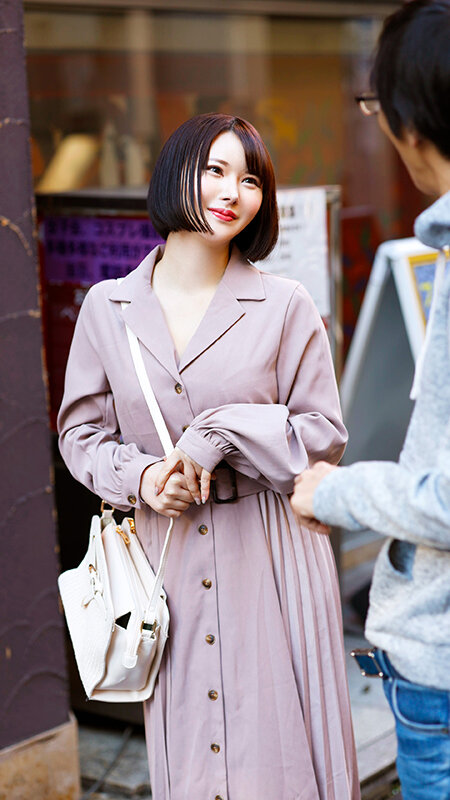 「【素人ナンパ】美乳パイパン美女をホテルに連れ込みハメ撮り中出し！バイブ電マで絶頂アクメ4時間SP」のサンプル画像17枚目