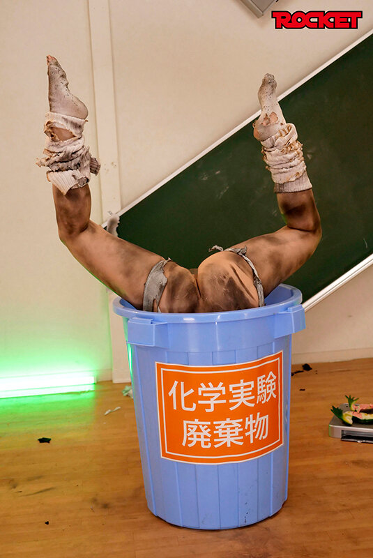 「音琴るい・松井日奈子・三田サクラが挑む女子校生の羞恥実験！恥ずかしい辱めプレイ完全版」のサンプル画像15枚目