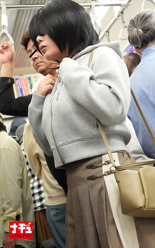 「【素人】むっつり黒髪美女の巨乳・巨尻が揺れる！目隠れ女子の中出し羞恥プレイで感じまくる」のサンプル画像2枚目