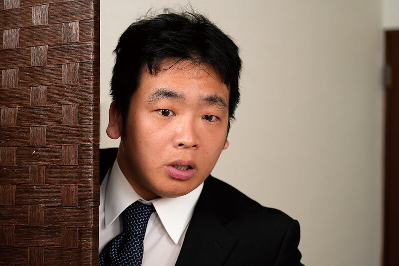 「【百合良】美乳スレンダー人妻が隣人と禁断の不倫NTR！寝取られ中出しセックスの衝撃映像」のサンプル画像3枚目