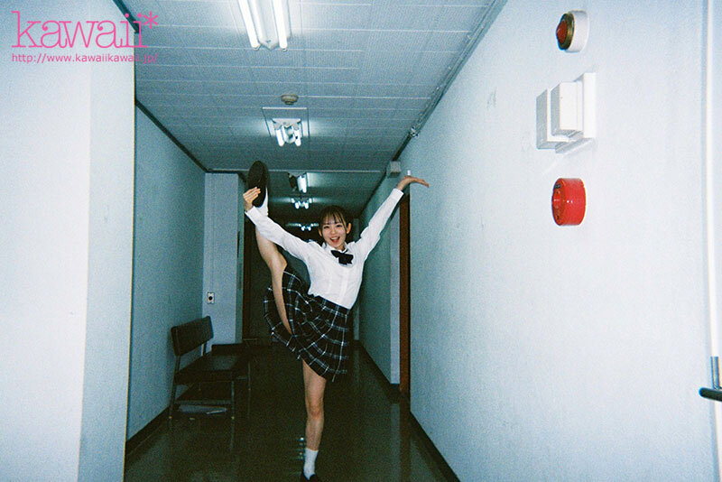 「美少女JK4人組とハーレム3P4P中出し乱交｜かりん・めいさ・ゆな・いつきの校則違反プレイ」のサンプル画像14枚目