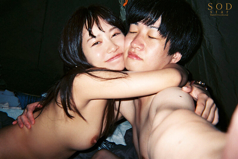 「百仁花とキャンプデートで野外露出&濃厚キス!テント内でイチャラブフェラする一泊二日の旅」のサンプル画像16枚目