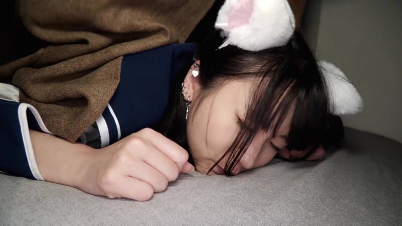 「【日泉舞華】パイパンスレンダーM女が巨根にハマり中出し潮吹き絶頂！制服P活で堕ちる美少女」のサンプル画像14枚目