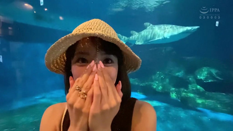 「しおかわ雲丹が野外露出で羞恥プレイ!パイパンM女お姉さんの鼻フック&ぶっかけ3P調教」のサンプル画像3枚目