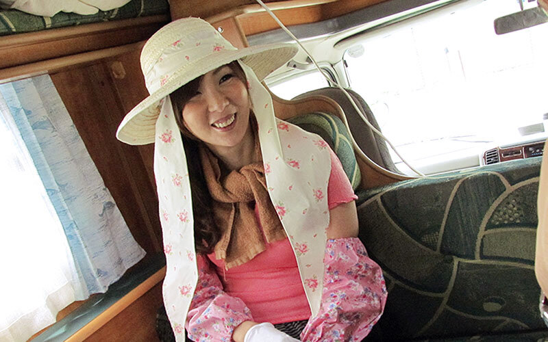 「【素人ナンパ】欲求不満な人妻熟女をガチ口説き！地方のおばさんが本気で乱れる4時間」のサンプル画像2枚目